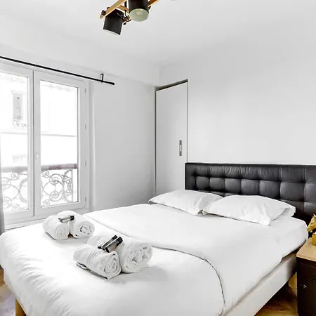 Nid Parisien Cosy Aux Portes De Montmartre Appartamento Parigi
