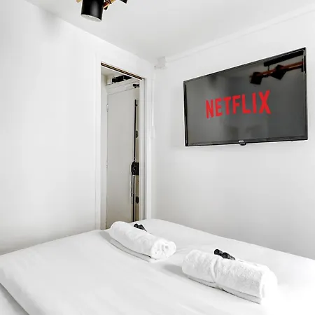 Nid Parisien Cosy Aux Portes De Montmartre Parigi